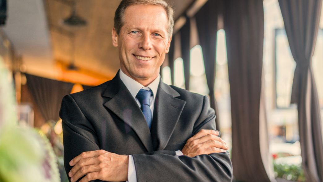 A Visão dos CEOs do Setor Financeiro Sobre a Implementação da Inteligência Artificial nos Negócios